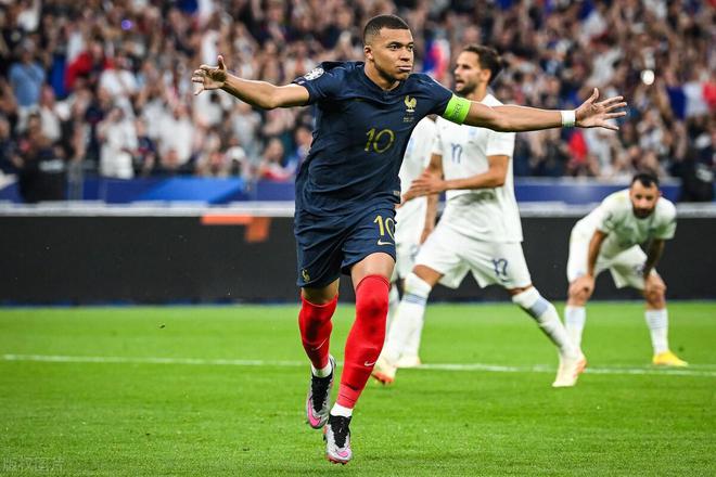 九游体育下载-姆巴佩：新时代的足坛王者？