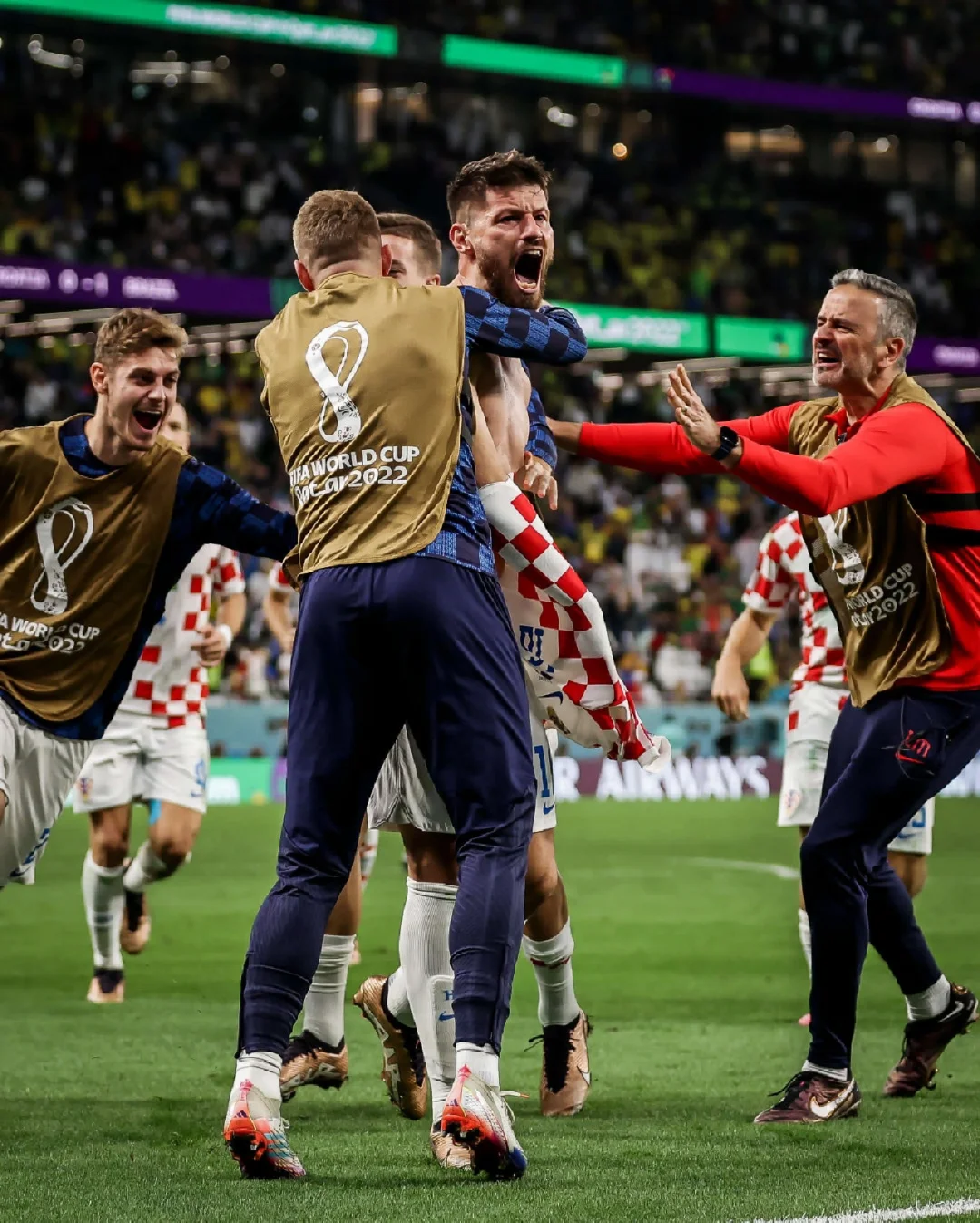 包含足球流氓:暴力与狂热的阴暗面的词条 包含足球流氓:暴力与狂热的阴暗面的词条