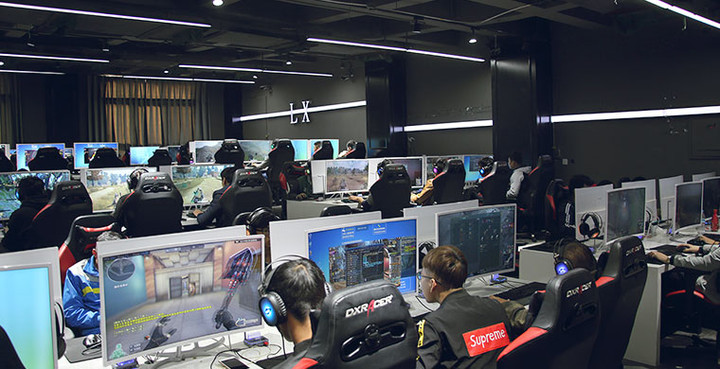 九游体育官网-关于《手游电竞崛起：轻设备也能打比赛》的信息