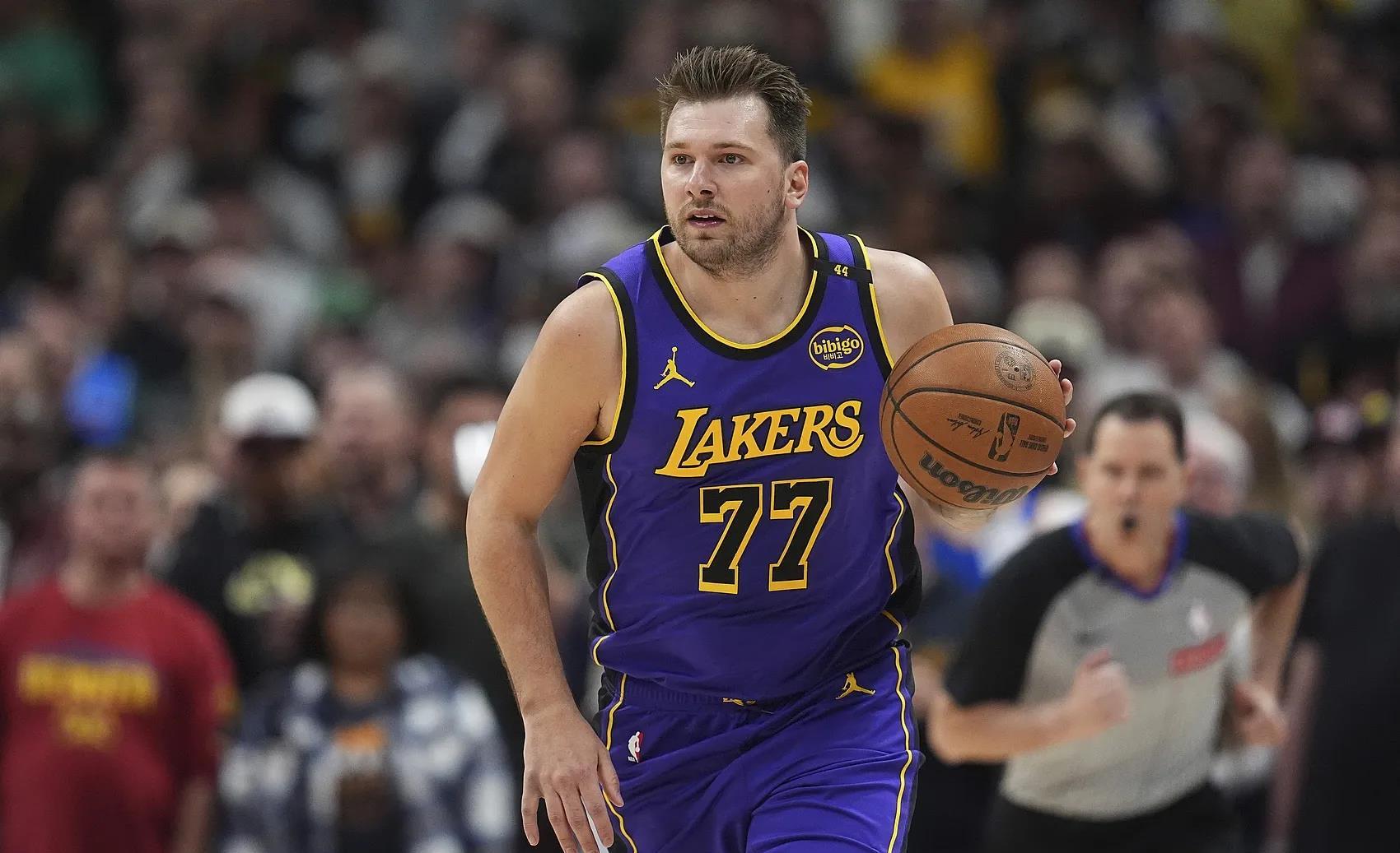 九游体育下载-包含东契奇与知名品牌签10年2亿代言合同的词条