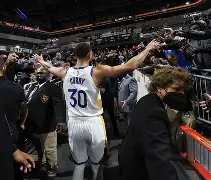 九游体育注册-三分战术演变：从雷阿伦到库里的简单介绍