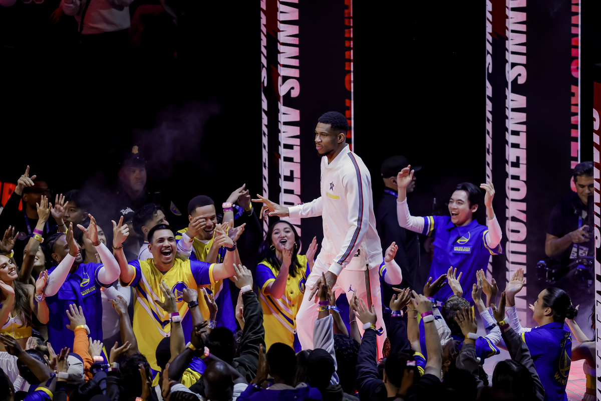 九游体育网-包含太阳三巨头合体，首轮横扫对手晋级的词条