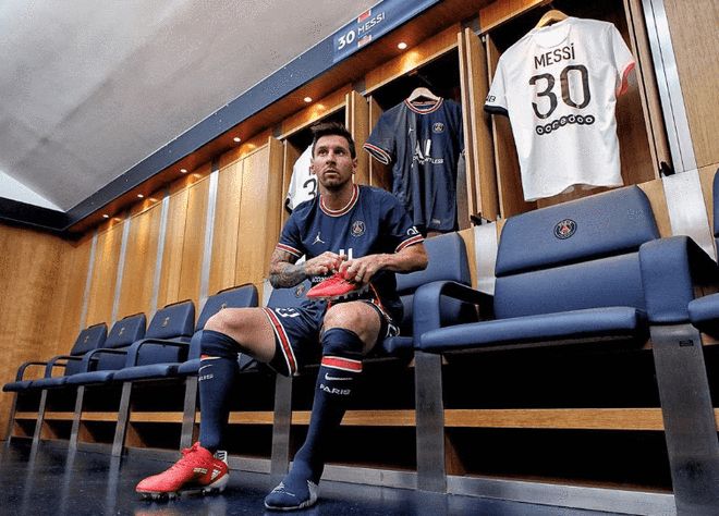 关于巴黎更衣室矛盾传闻真假几何？的信息