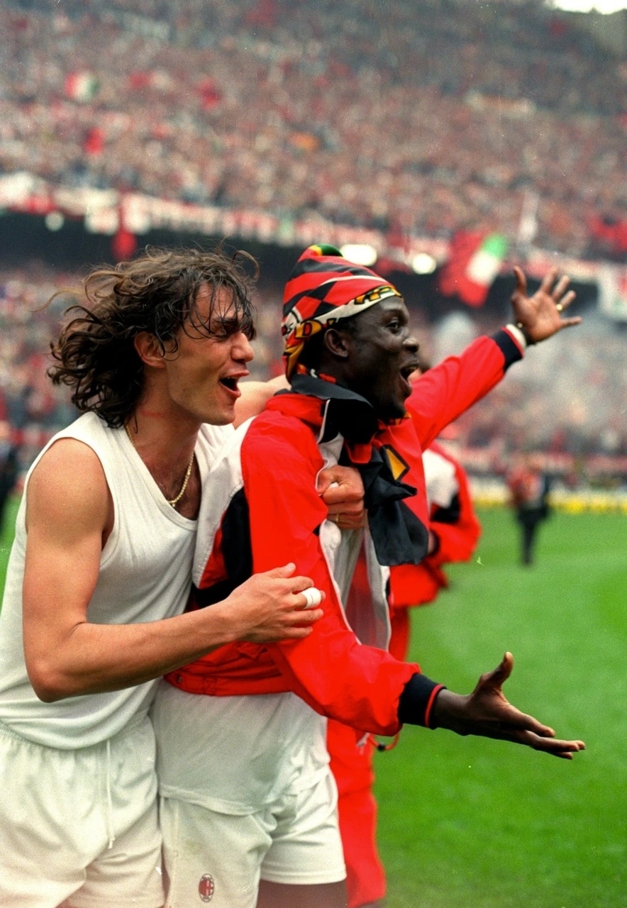 AC米兰崛起!红黑军团重返欧冠四强 AC米兰崛起!红黑军团重返欧冠四强