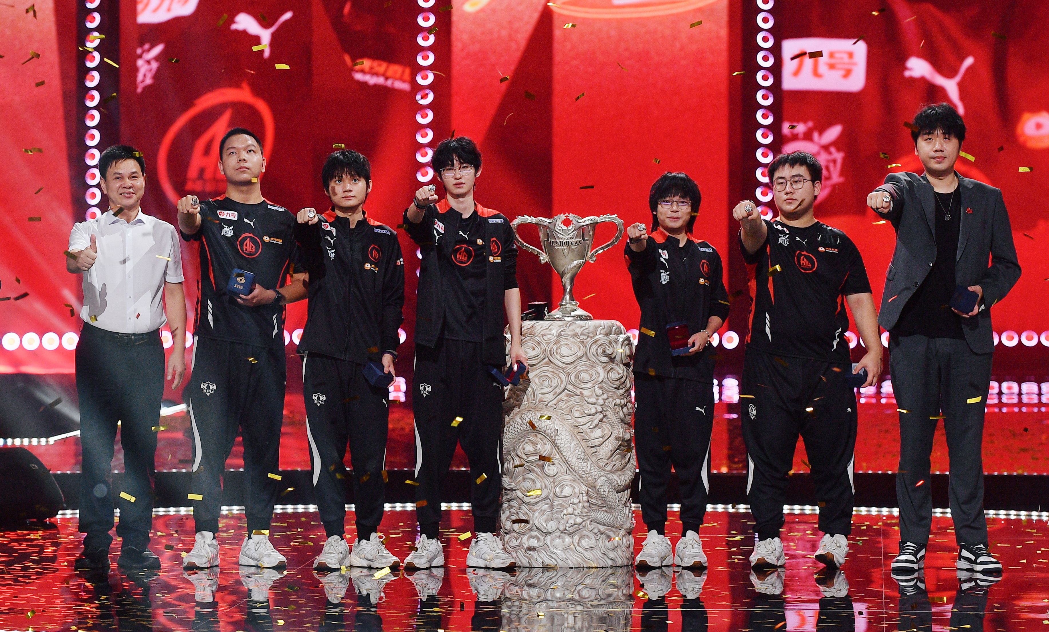 九游娱乐体育-关于《王者荣耀》KPL战队风格：打架队vs运营队的信息