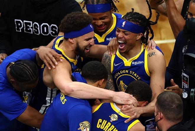 九游体育在线-包含NBA总决赛：勇士4-2击败绿军，库里FMVP的词条