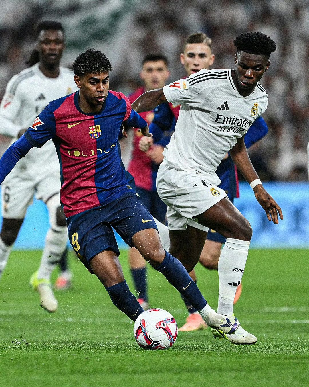 九游体育官网-西甲经典国家德比瞬间回顾